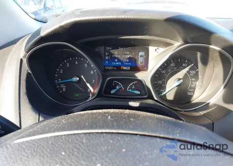 2017 Ford Focus Sel z USA, uszkodzony, nr VIN 1FADP3M28HL205334